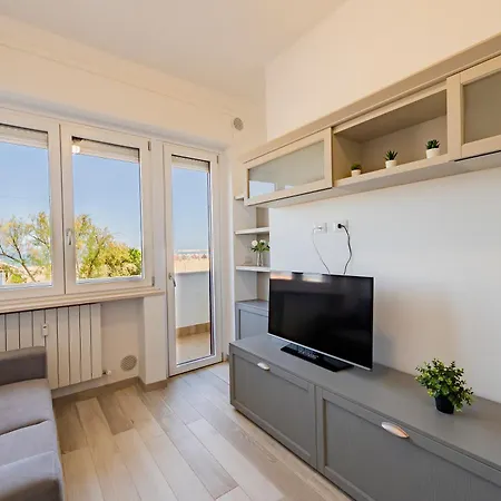 아파트 Lungomare Sea View Modern With Balcony! 페스카라