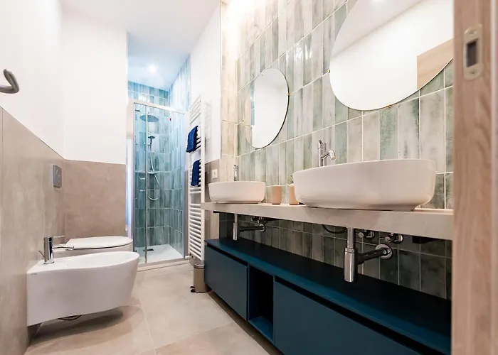 Daire Guesthost - Lungomare Sea View Modern With Balcony!