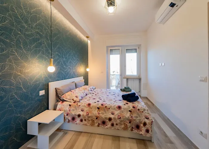 Guesthost - Lungomare Sea View Modern With Balcony! Pescara